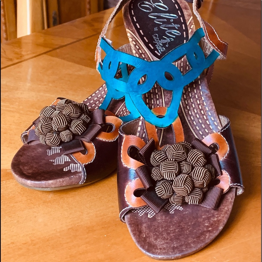 Elite by Corkys Footwear Chocolate Yuma Wedge Sandal Size 7 Women’s
